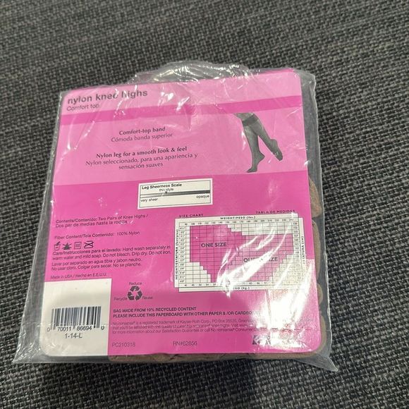 No nonsense kneehighs two pair pack nylon - Picture 2 of 2